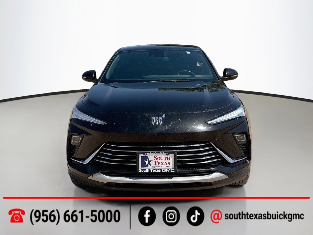 Used 2024 Buick Envista Preferred w/ Convenience I Package FWD image 2