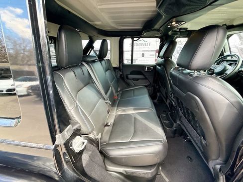 Used 2021 Jeep Wrangler Unlimited Rubicon 4xe image 31
