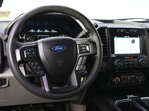 Used 2017 Ford F150 XL w/ Equipment Group 101A Mid AWD/4WD image 12