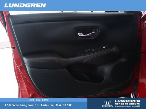 Used 2024 Honda HR-V Sport image 9