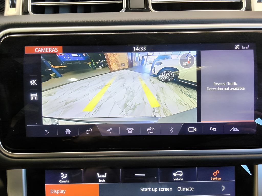 Used 2020 Land Rover Range Rover HSE AWD/4WD image 28