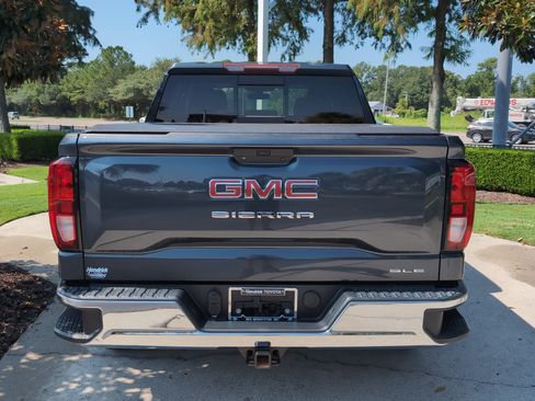 Used 2021 GMC Sierra 1500 SLE w/ Preferred Package AWD/4WD image 9