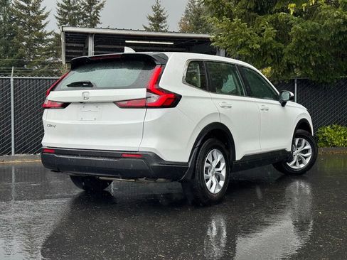 Used 2023 Honda CR-V LX image 4