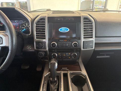 Used 2016 Ford F150 Lariat w/ Equipment Group 502A Luxury image 19