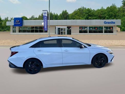 New 2026 Hyundai Elantra SEL Sport Premium w/ Cargo Package FWD image 4