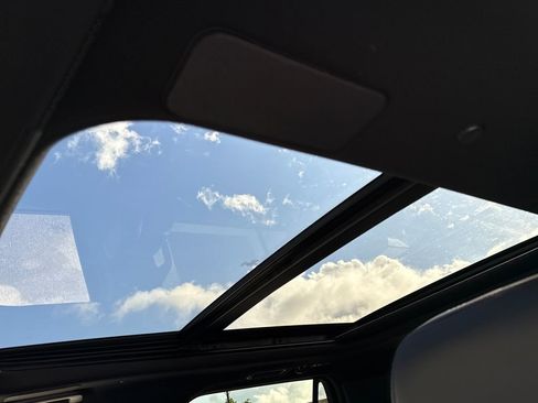 New 2026 Ford Expedition Platinum image 10