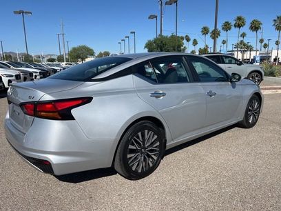 Used 2024 Nissan Altima 2.5 SV