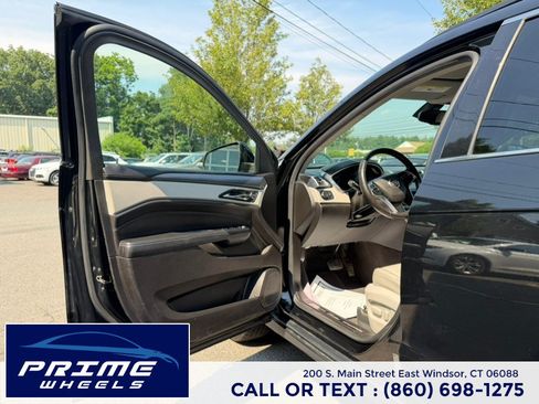 Used 2016 Cadillac SRX FWD image 9
