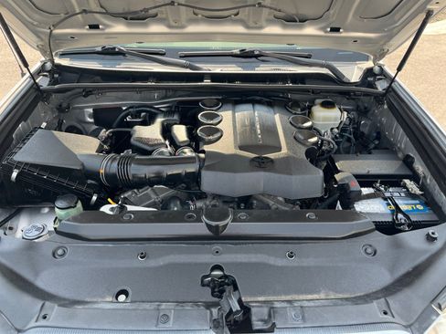 Used 2012 Toyota 4Runner SR5 RWD image 21