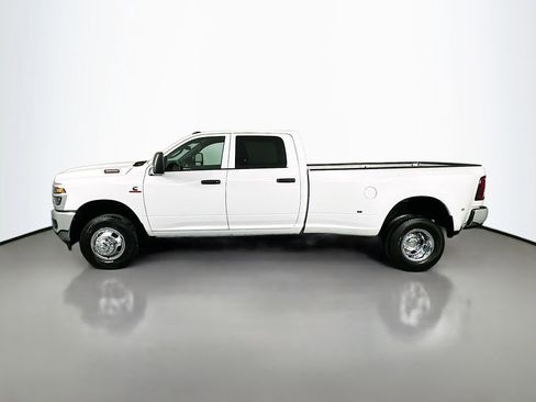 New 2026 RAM 3500 Tradesman AWD/4WD image 4