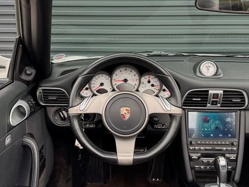 Used 2009 Porsche 911 Carrera 4S AWD/4WD image 17