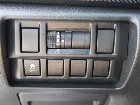 Used 2023 Subaru Crosstrek 2.0i Premium AWD/4WD image 13