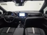 Used 2025 Toyota Camry SE w/ Convenience Package FWD image 12