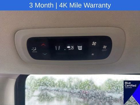 Used 2023 Chrysler Voyager LX FWD image 21