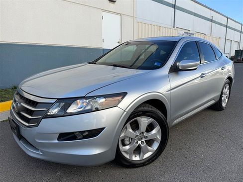 Used 2010 Honda Crosstour EX-L image 2