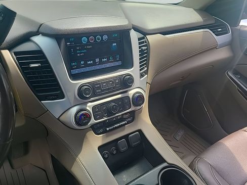Used 2019 GMC Yukon XL SLE AWD/4WD image 15