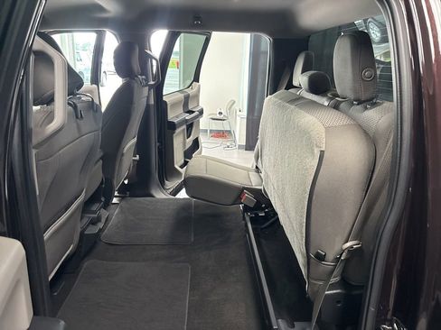 Used 2019 Ford F150 XLT w/ Equipment Group 302A Luxury AWD/4WD image 29