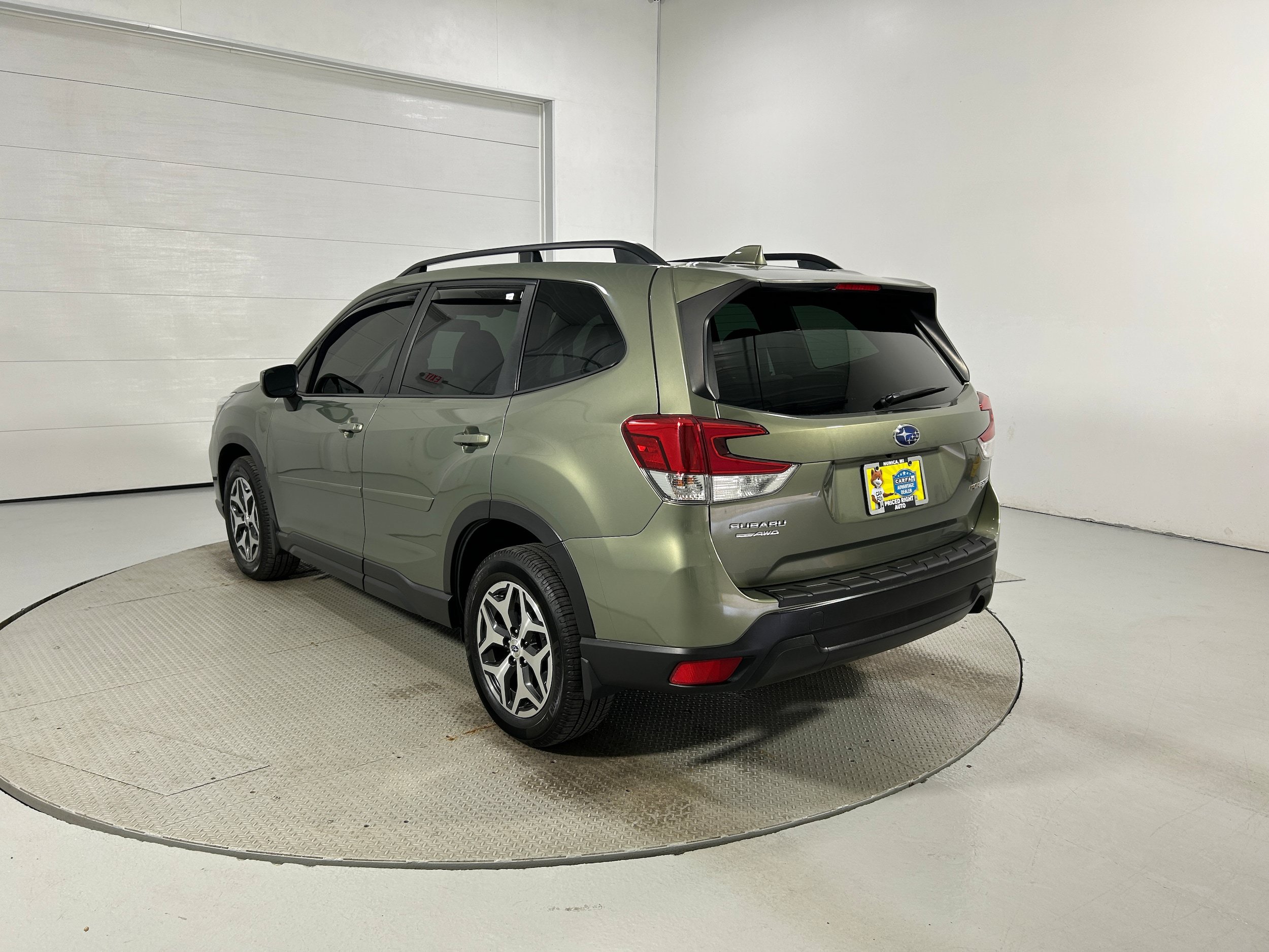 Used 2020 Subaru Forester Premium AWD/4WD image 22
