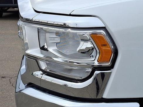 Used 2024 RAM 2500 Tradesman w/ Chrome Appearance Group image 29