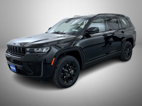 New 2026 Jeep Grand Cherokee L 4WD image 1