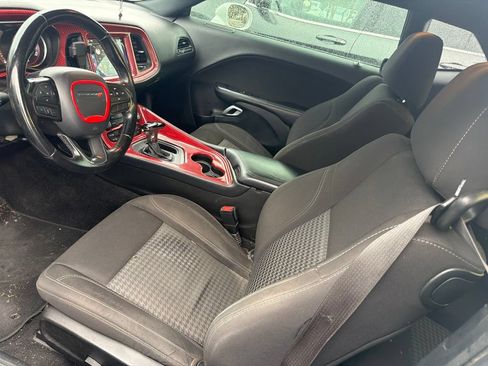 Used 2021 Dodge Challenger SXT AWD/4WD image 10