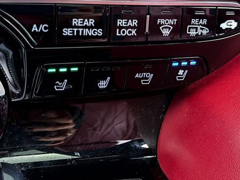 Used 2023 Acura MDX Type S image 9