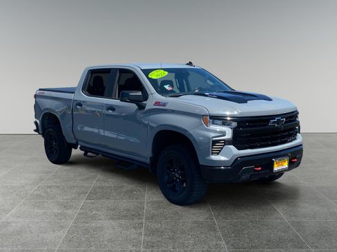 Used 2024 Chevrolet Silverado 1500 LT Trail Boss AWD/4WD image 7
