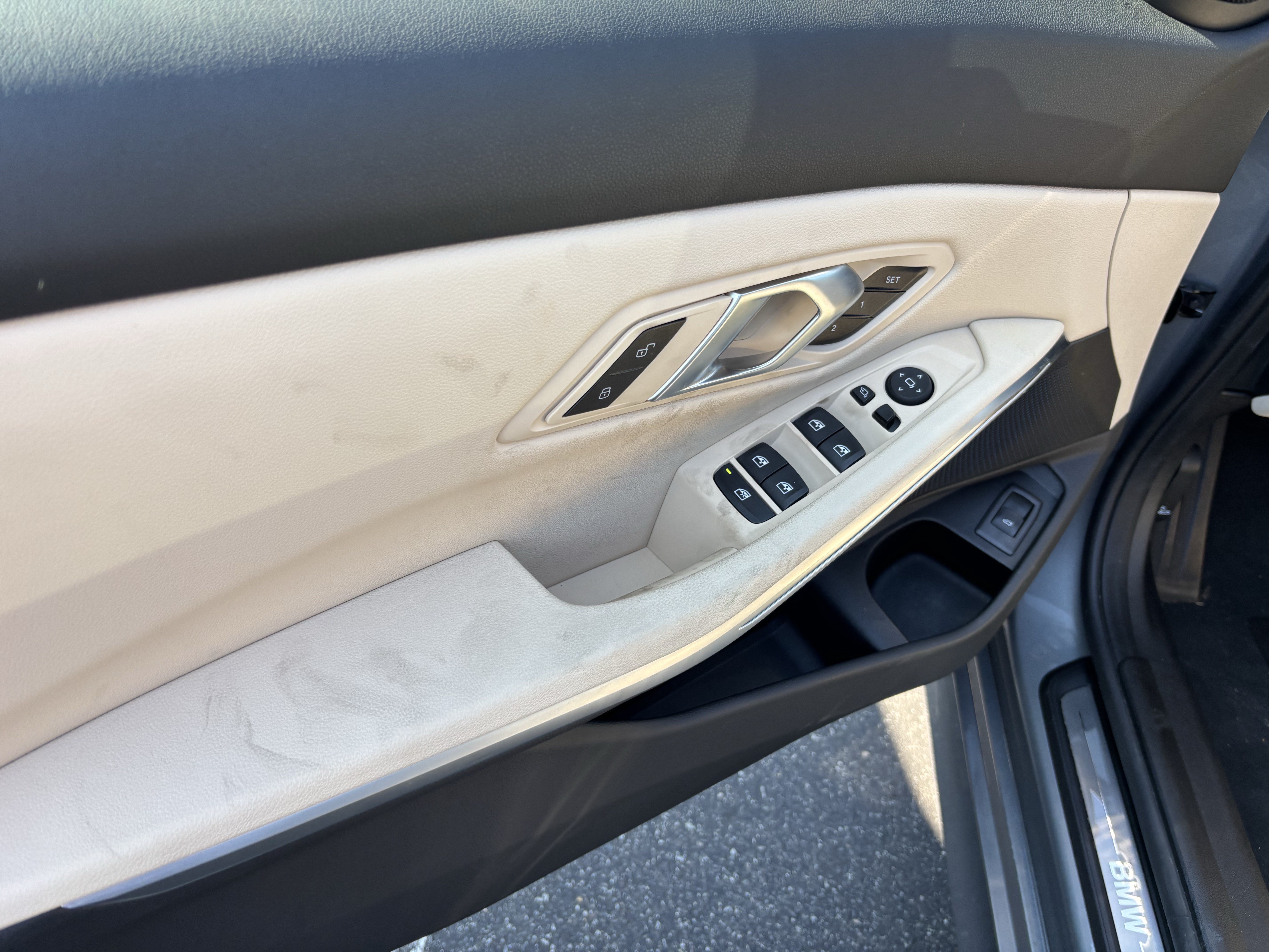 Certified 2025 BMW 330i Sedan RWD image 14