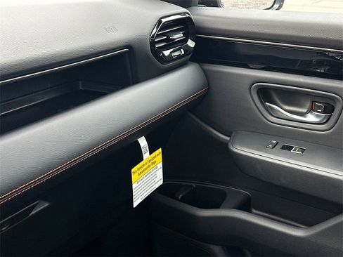 New 2025 Honda Pilot TrailSport image 37