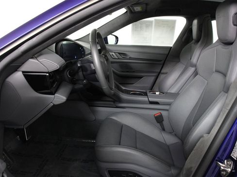 Certified 2025 Porsche Taycan Turbo image 5