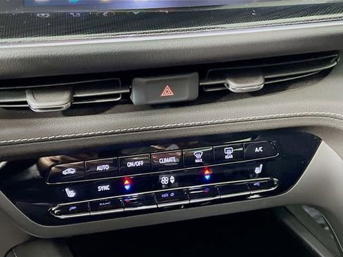 Certified 2023 Buick Envision Essence w/ Technology Package II image 15