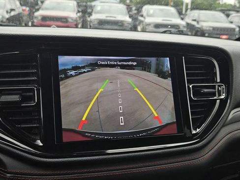 Used 2024 Dodge Durango GT RWD image 25