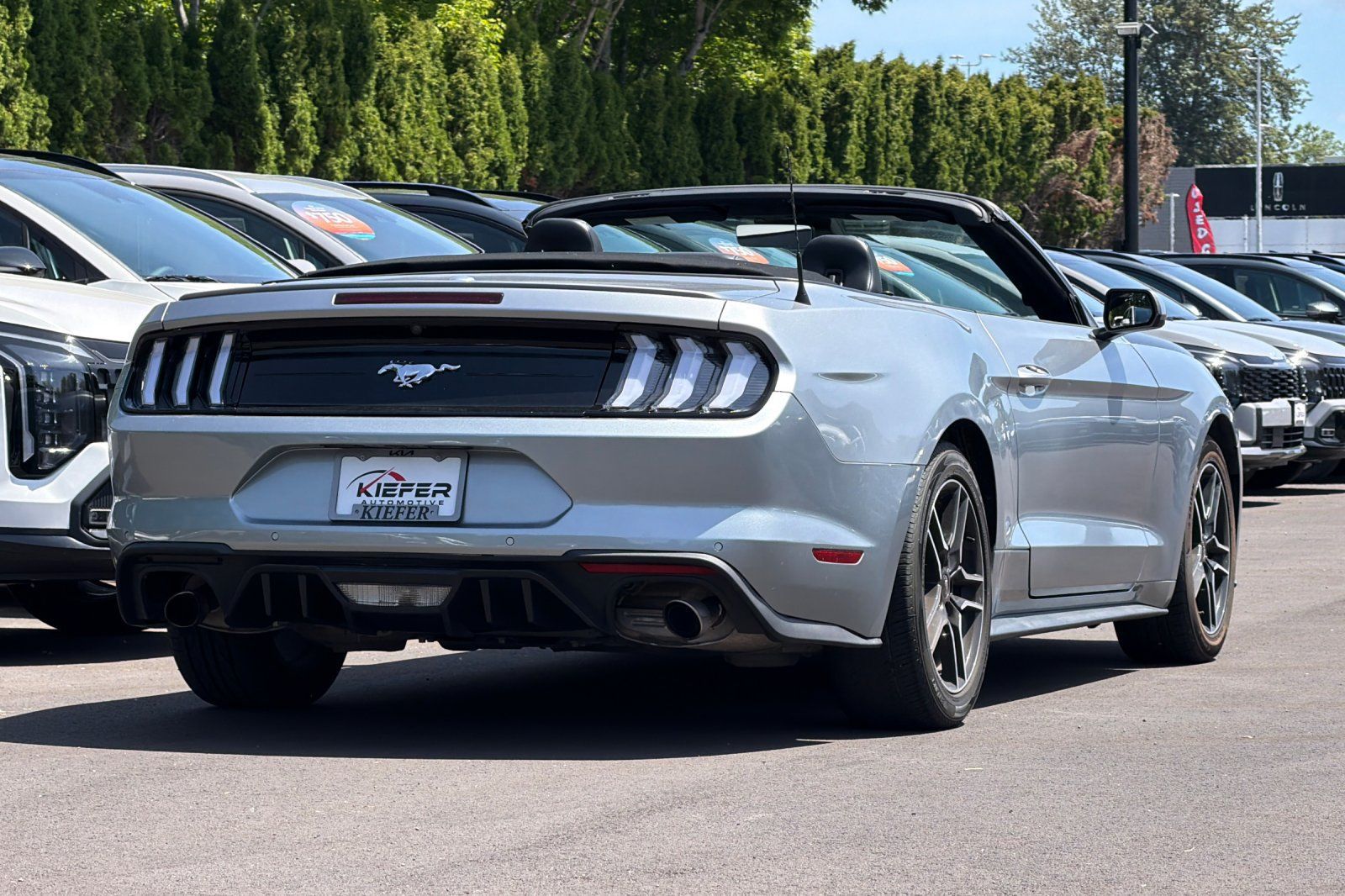 Used 2023 Ford Mustang Premium RWD image 34