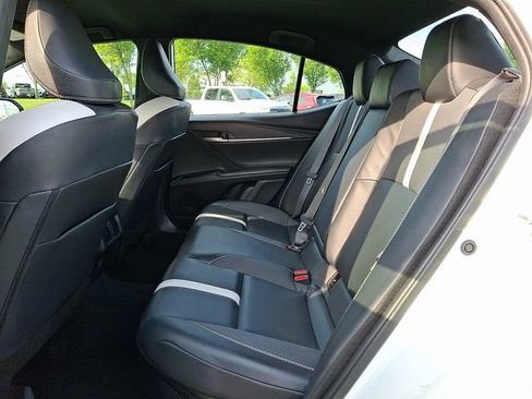 Used 2025 Toyota Camry SE FWD image 10