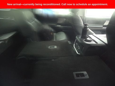 Used 2025 Ford Expedition Max Active RWD image 8