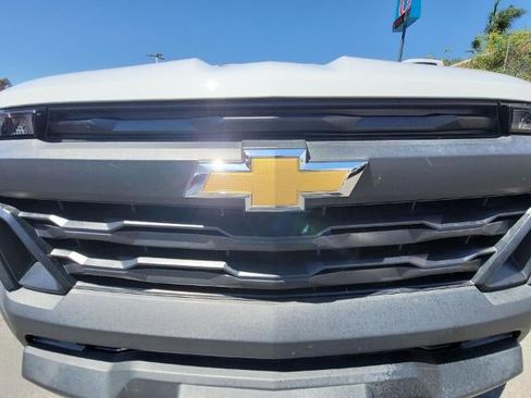 Used 2024 Chevrolet Colorado W/T RWD image 32