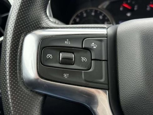 Used 2025 Chevrolet Blazer LT image 19