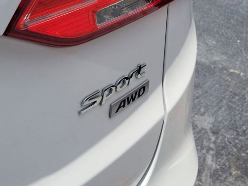 Used 2014 Hyundai Santa Fe Sport w/ Technology Package 04 AWD/4WD image 7