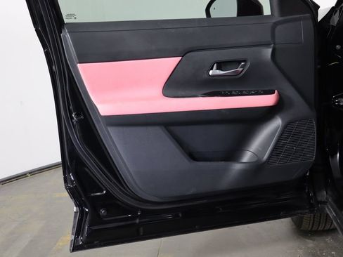 Used 2026 Nissan Kicks SV FWD image 19