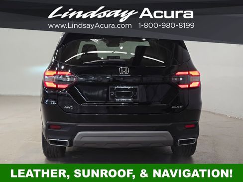 Used 2025 Honda Pilot Elite image 6