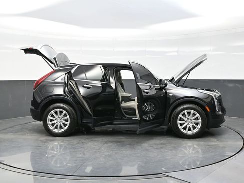 Used 2019 Cadillac XT4 Luxury w/ Cold Weather Package FWD image 47