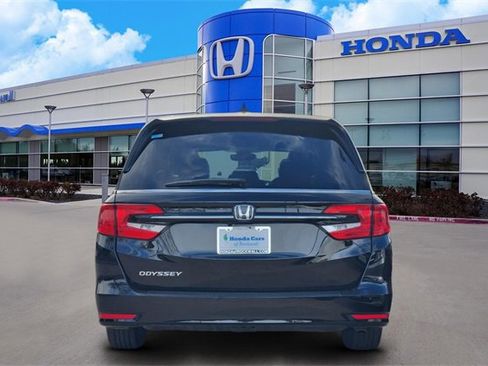 Used 2023 Honda Odyssey EX-L image 5