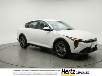 Used 2025 Kia K4 LXS video 1