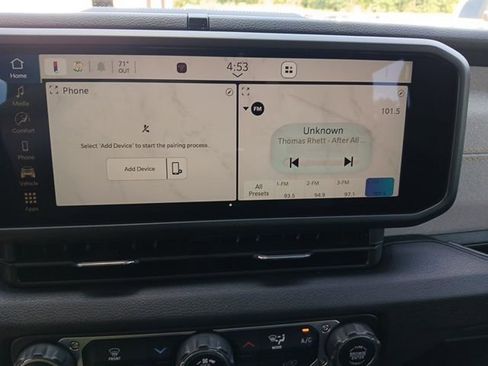 Used 2025 Jeep Gladiator Sport image 53