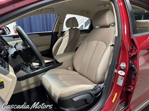 Used 2016 Hyundai Sonata SE FWD image 8