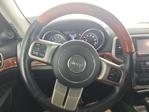 Used 2013 Jeep Grand Cherokee Overland w/ Advance Technology Group RWD image 9
