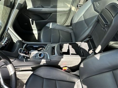 Certified 2021 Cadillac XT6 Premium Luxury image 29