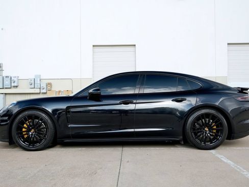 Used 2018 Porsche Panamera 4 AWD/4WD image 15