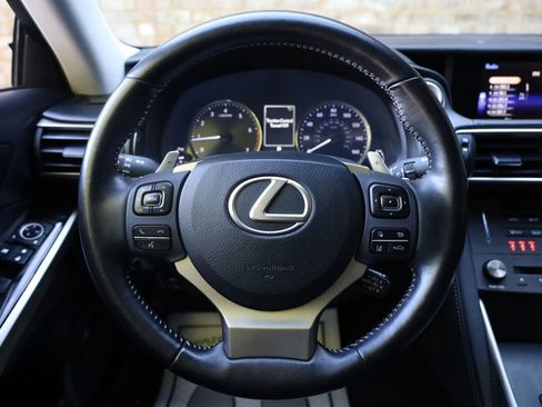 Used 2019 Lexus IS 300 image 31