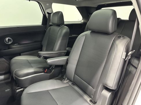 Used 2026 Hyundai Palisade Limited AWD/4WD image 32